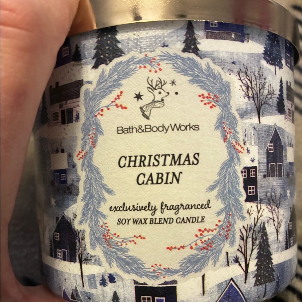 Bath & Body Works Christmas Cabin Scented Candle 3- Wick ( No Box) - Picture 2 of 5